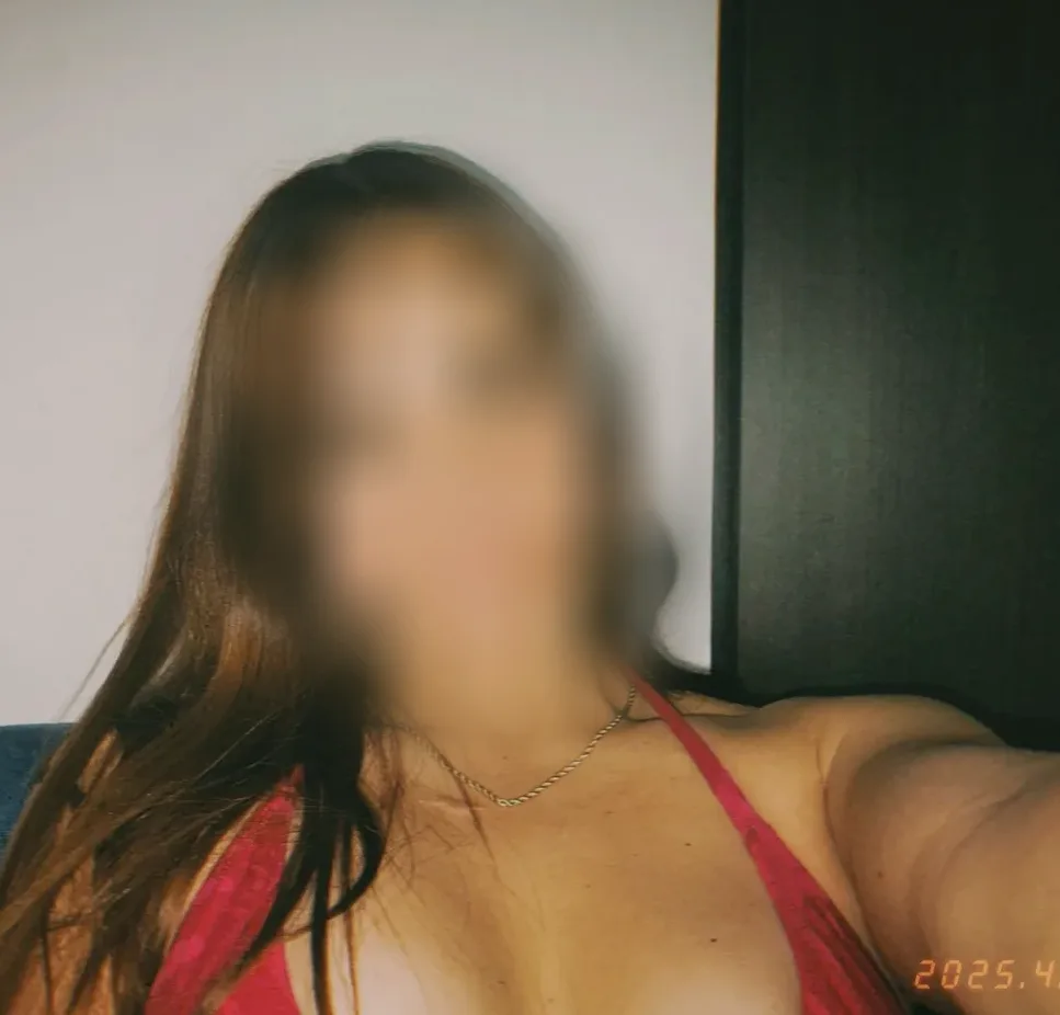 Elvira, 26