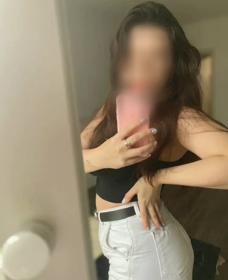 Frida, 23
