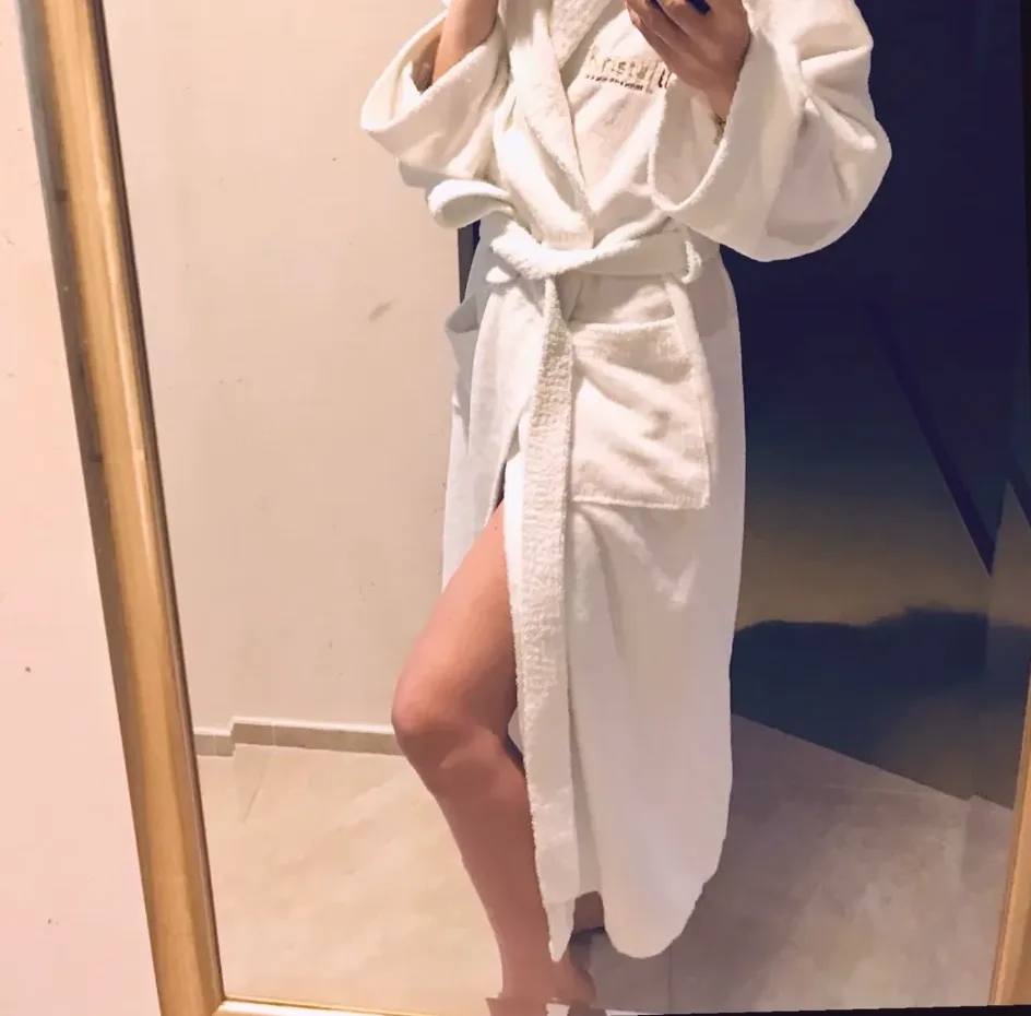 Josefin, 36
